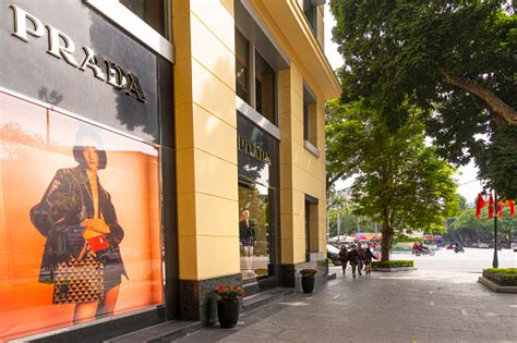 prada vietnam.